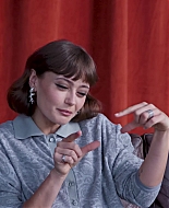 lovelyella_2025_cosmo_video_000608.jpg